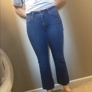 Boot cut Levi’s jeans